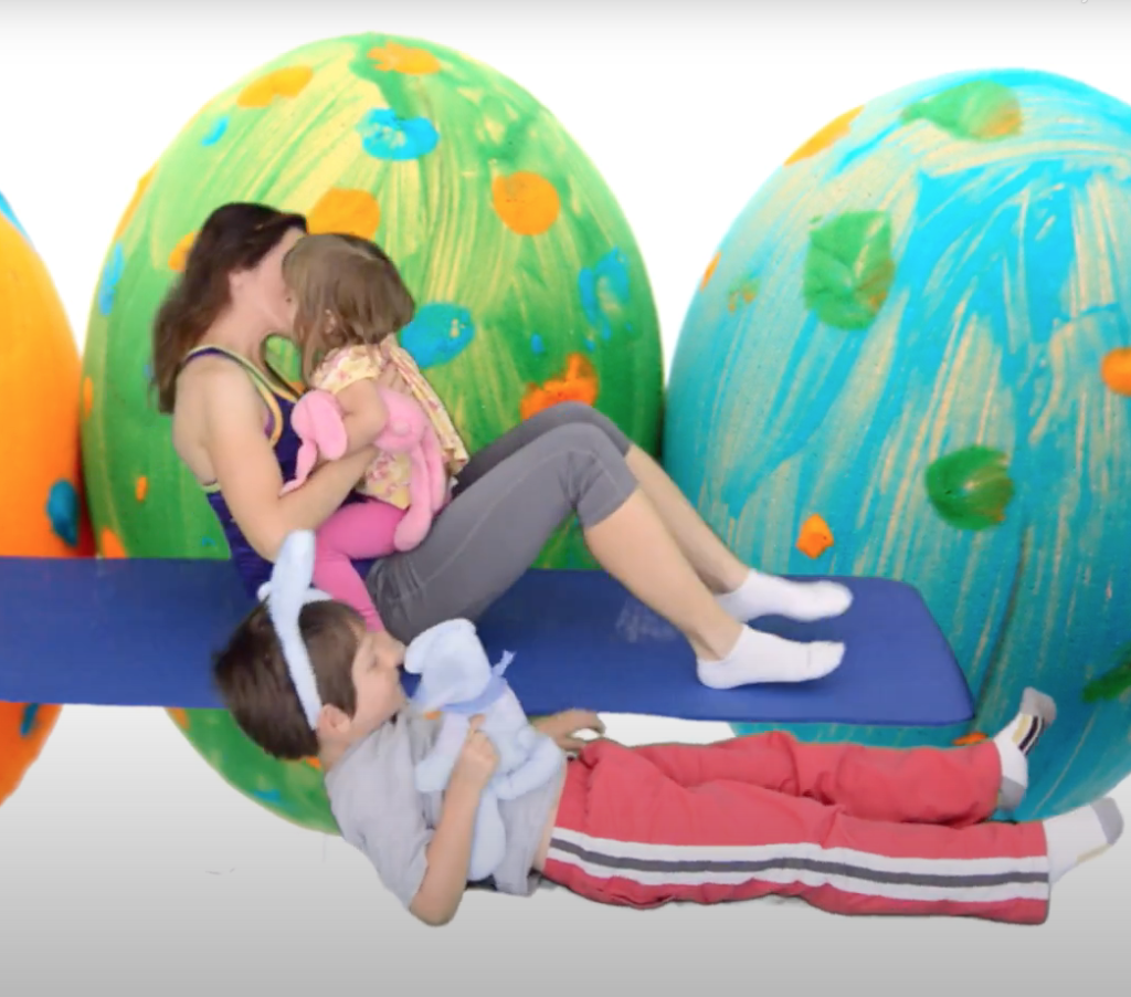 ćwiczenia z niemowlakiem na mięśnie brzucha